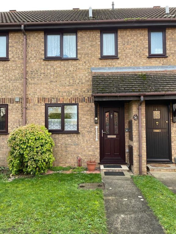 2 bed terraced house for sale in Royal Oak Close, Biggleswade SG18, £259,995