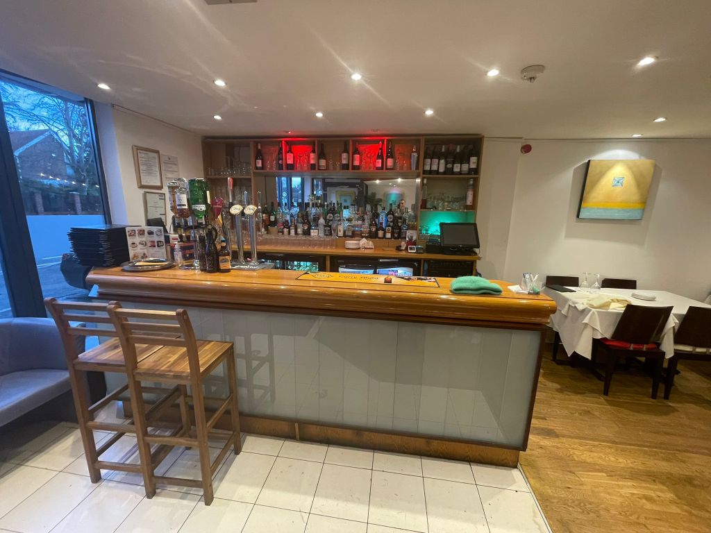 Restaurant/cafe for sale in Main Road, Romford RM2, £165,000