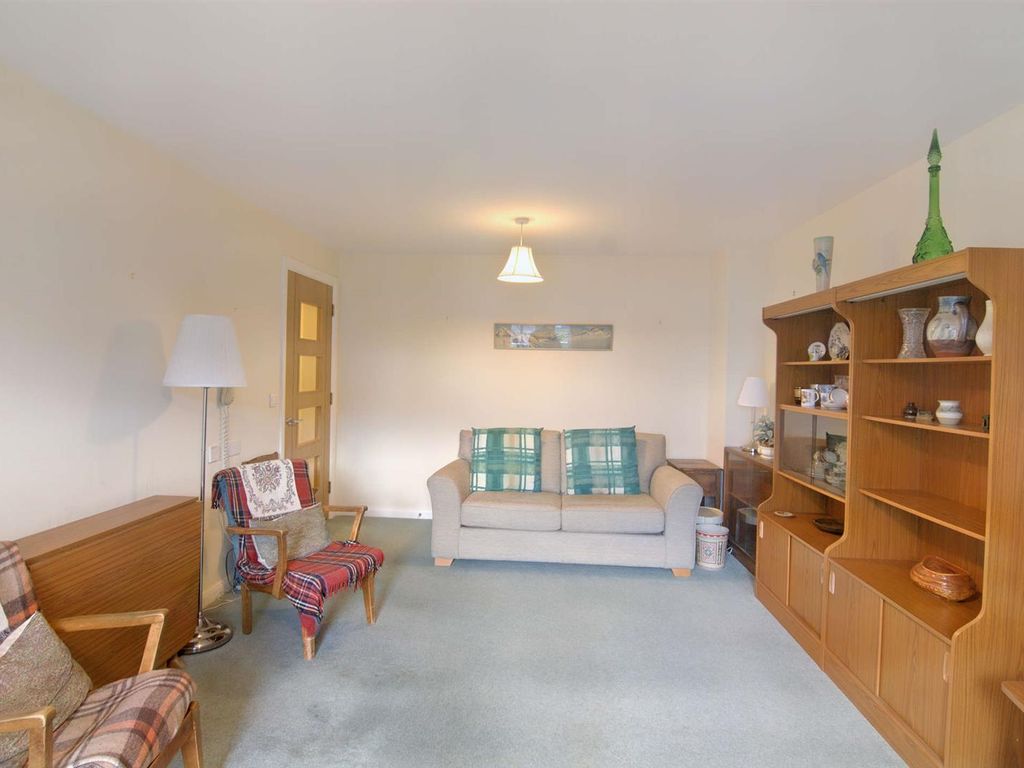 1 bed flat for sale in North Bay Court, 119 North Marine Road, Scarborough YO12, £165,000