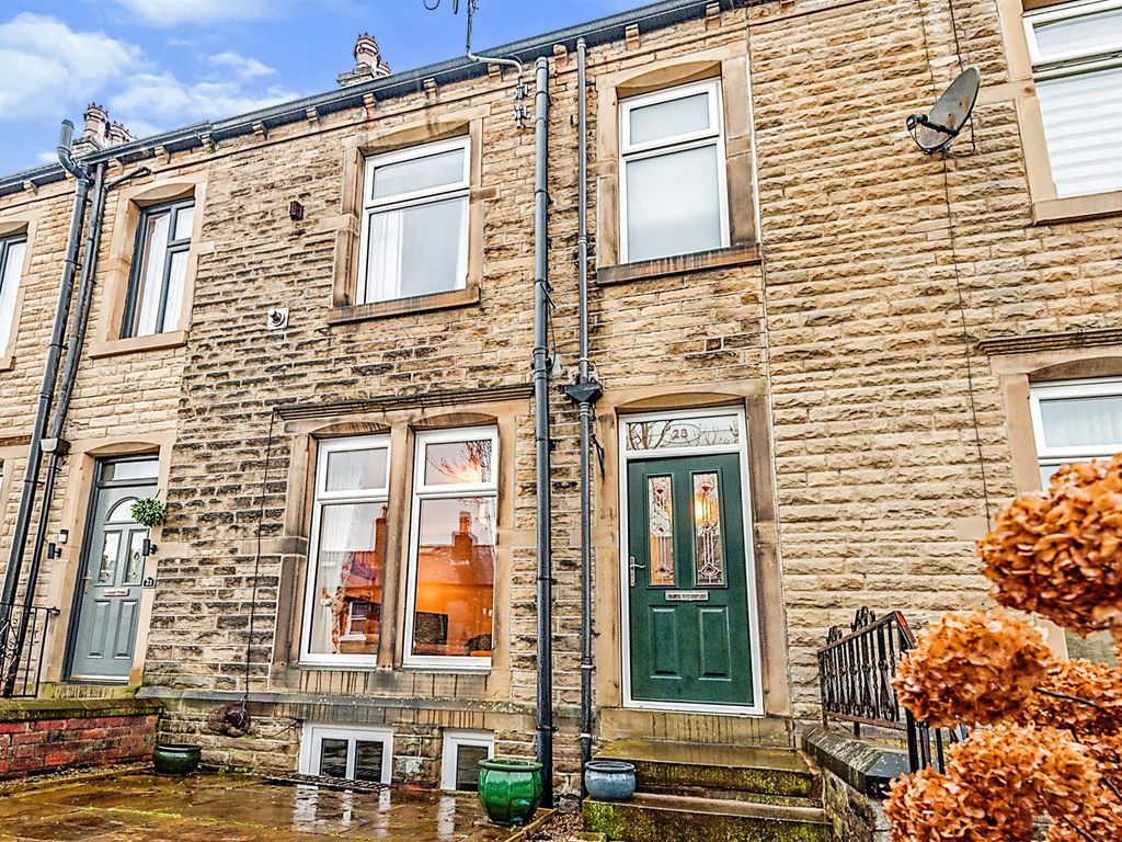 3 bed terraced house for sale in Armitage Road, Birkby, Huddersfield HD2, £140,000