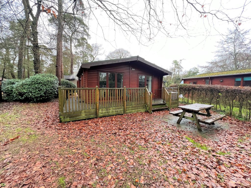 2 bed lodge for sale in Sandy Balls, Godshill, Fordingbridge SP6, £90,000