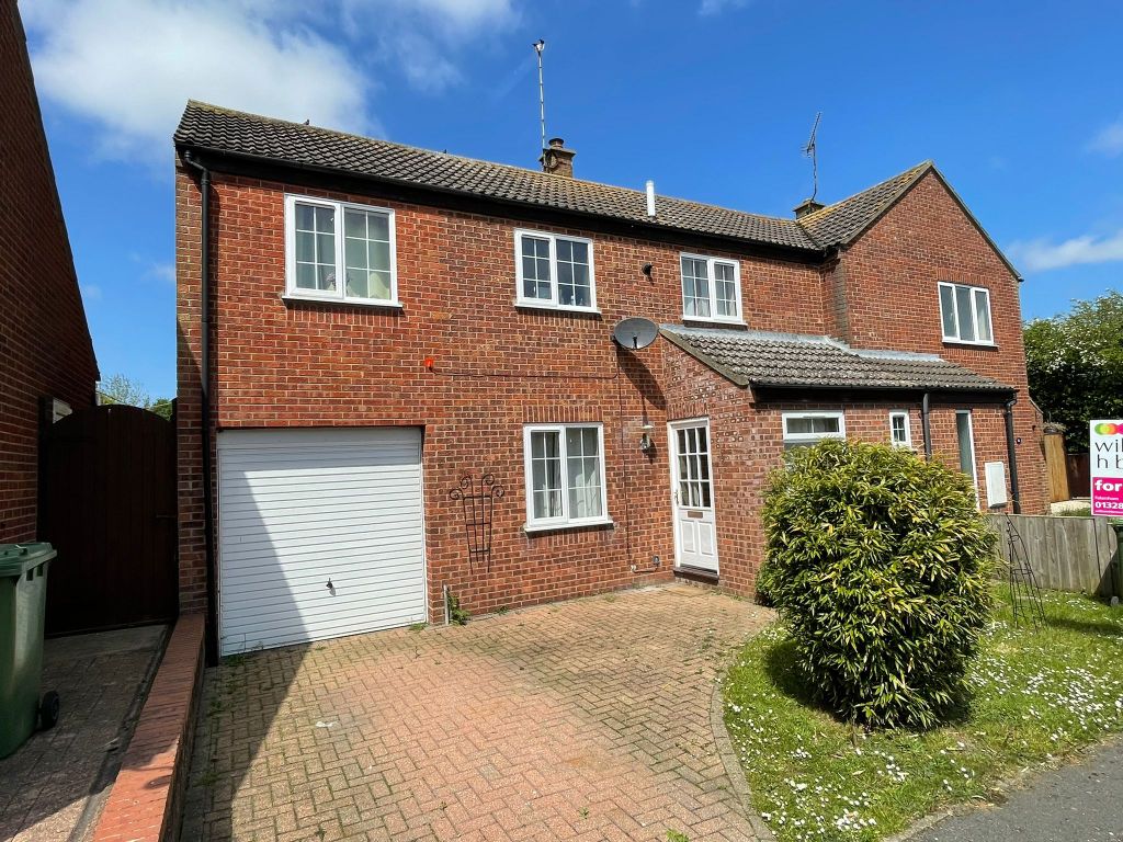 3 bed semi-detached house for sale in Gwyn Crescent, Fakenham NR21, £290,000