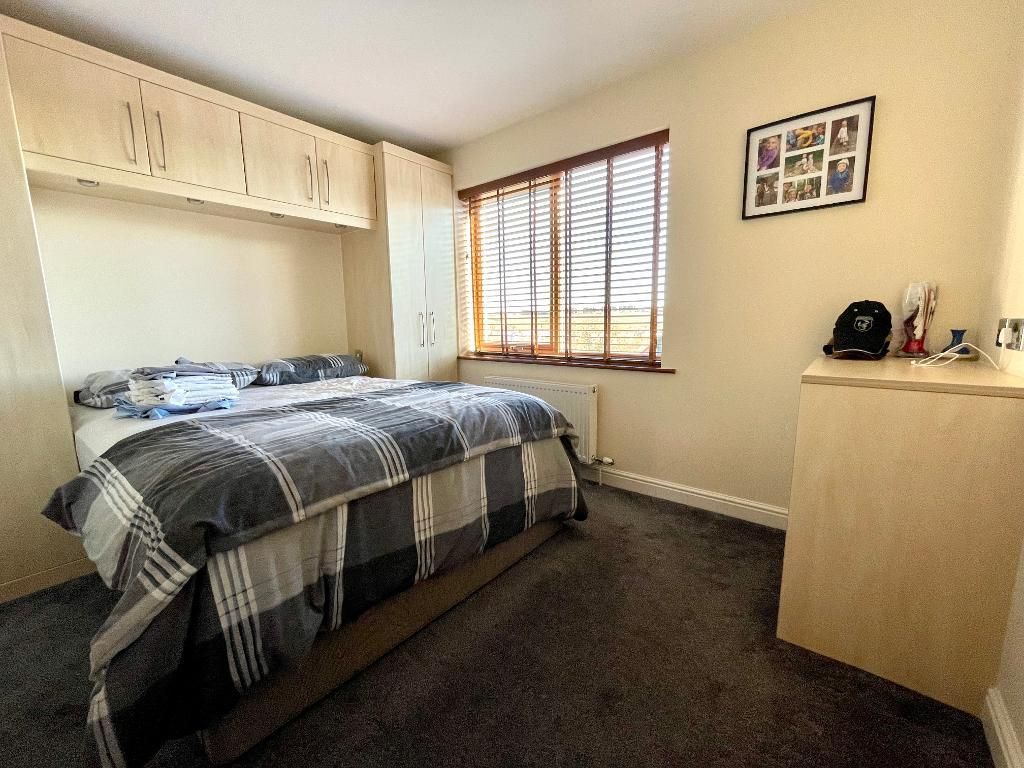 2 bed flat for sale in Willow Grove, Dodworth, Barnsley, South Yorkshire S75, £160,000
