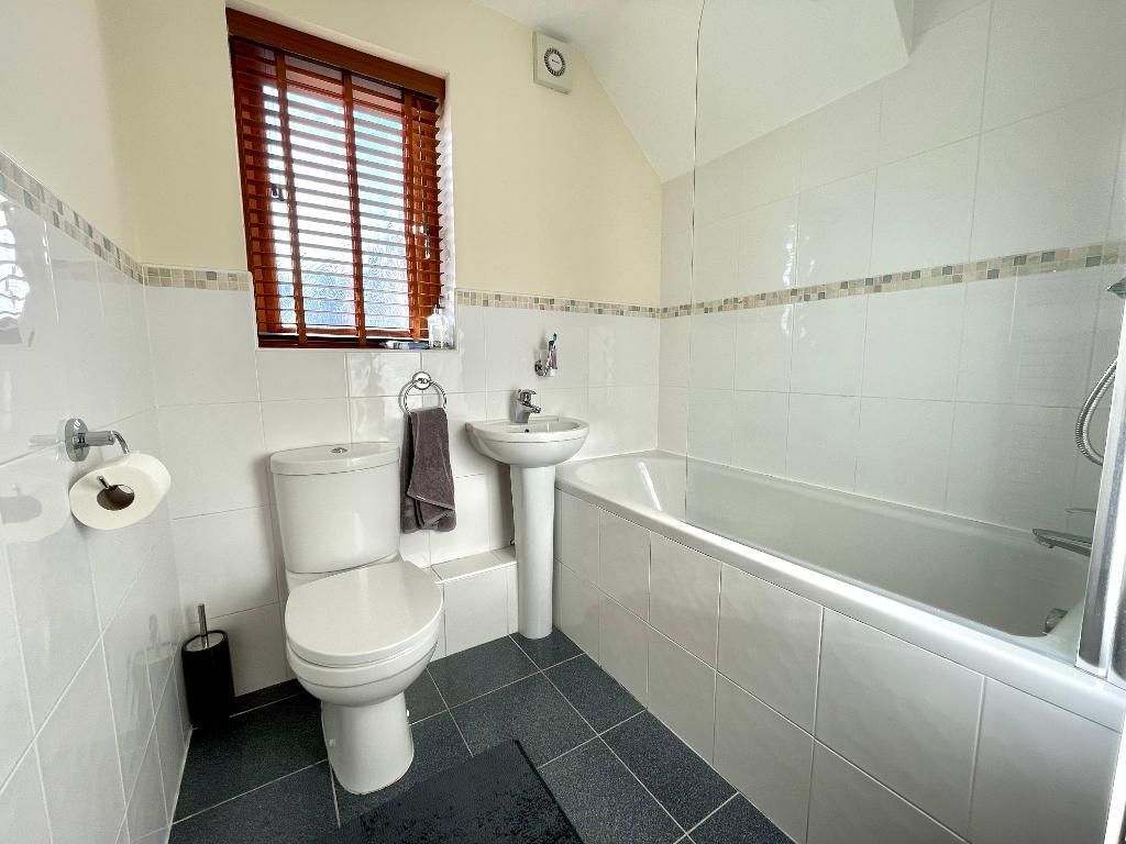 2 bed flat for sale in Willow Grove, Dodworth, Barnsley, South Yorkshire S75, £160,000