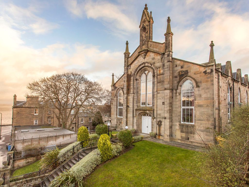 2 bed flat for sale in 9/2 Craighall Road, Trinity EH6, £325,000