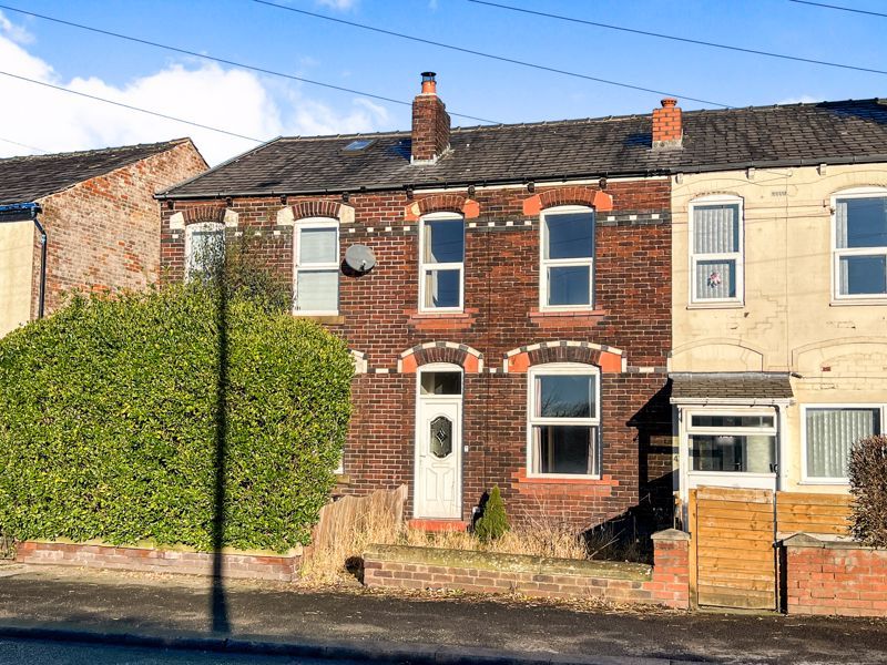 3 bed terraced house for sale in Wigan Road, Westhoughton, Bolton BL5, £105,000