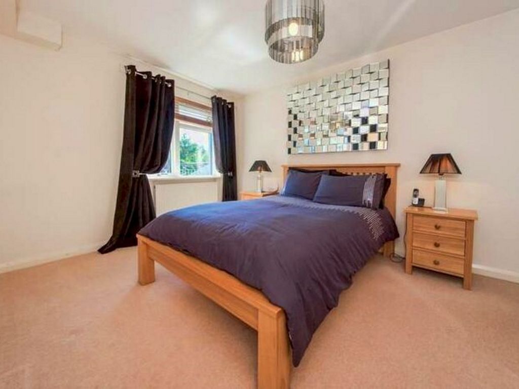 1 bed flat for sale in Marlborough Road, London N19, £308,000