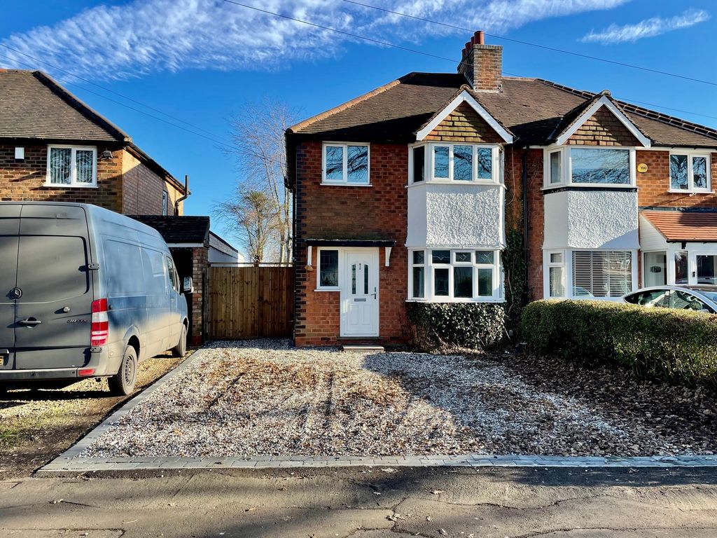3 bed semi-detached house for sale in Damson Lane, Solihull B92, £315,000