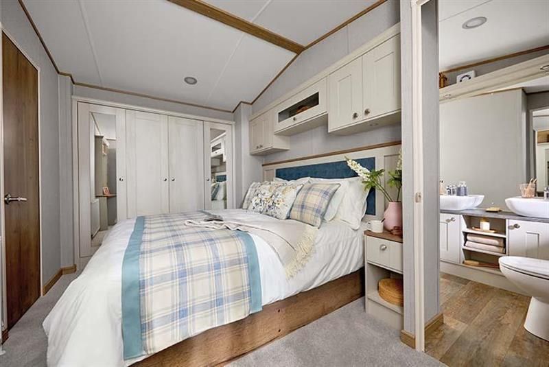 2 bed mobile/park home for sale in Loggans Road, Loggans, Hayle TR27, £164,995