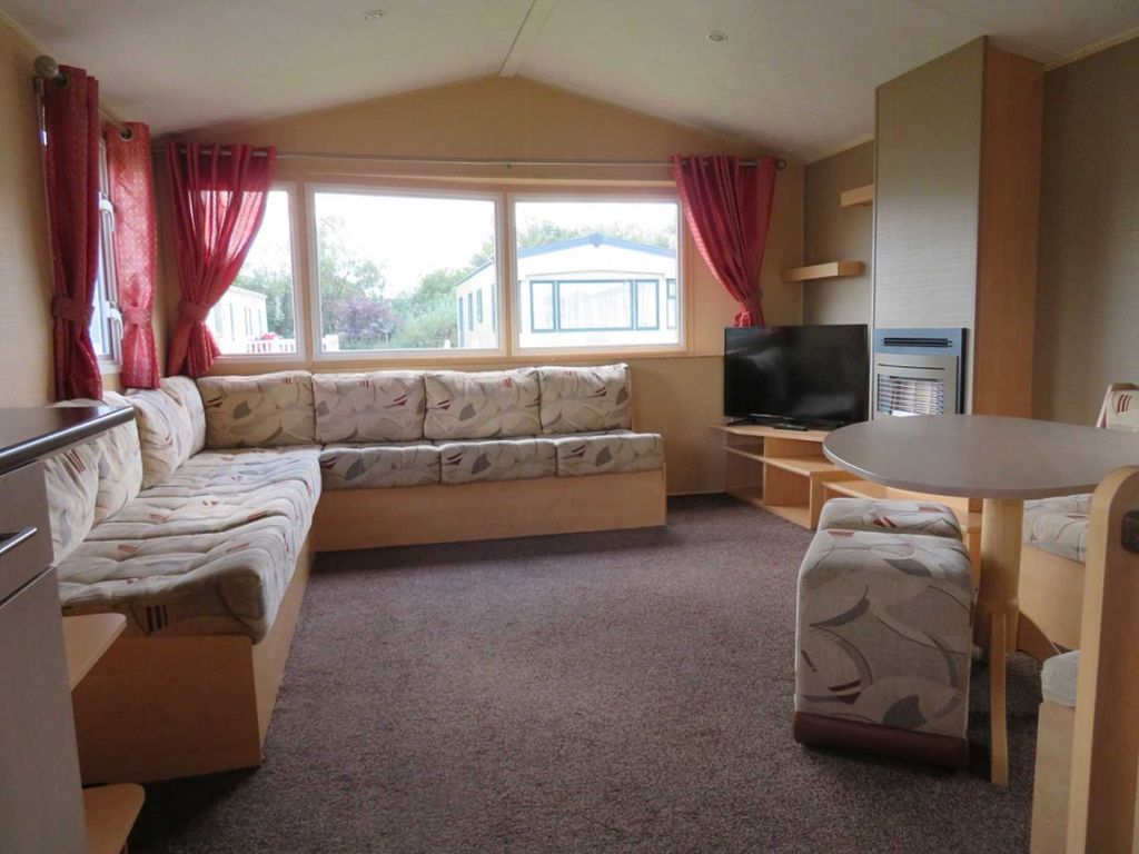 3 bed mobile/park home for sale in Mill Lane, Skipsea, Driffield YO25, £18,750