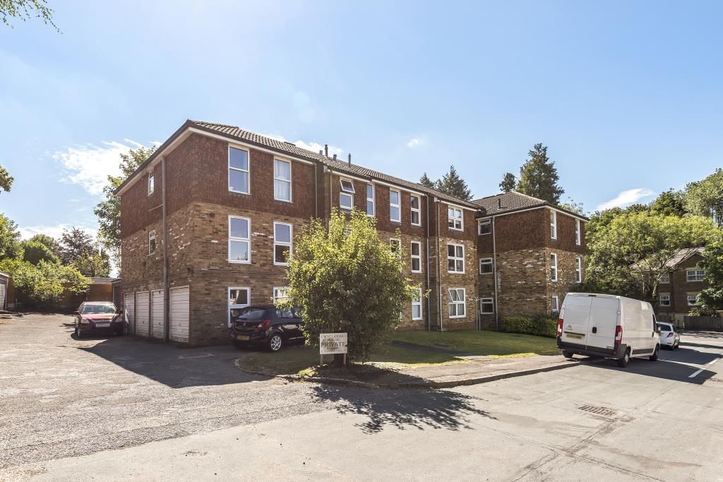 2 bed flat for sale in West Wycombe, Buckinghamshire HP12, £200,000