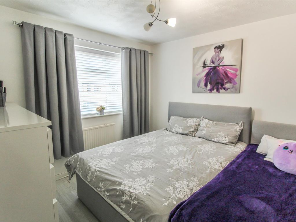 1 bed end terrace house for sale in Jellicoe Close, Cippenham, Slough SL1, £269,500
