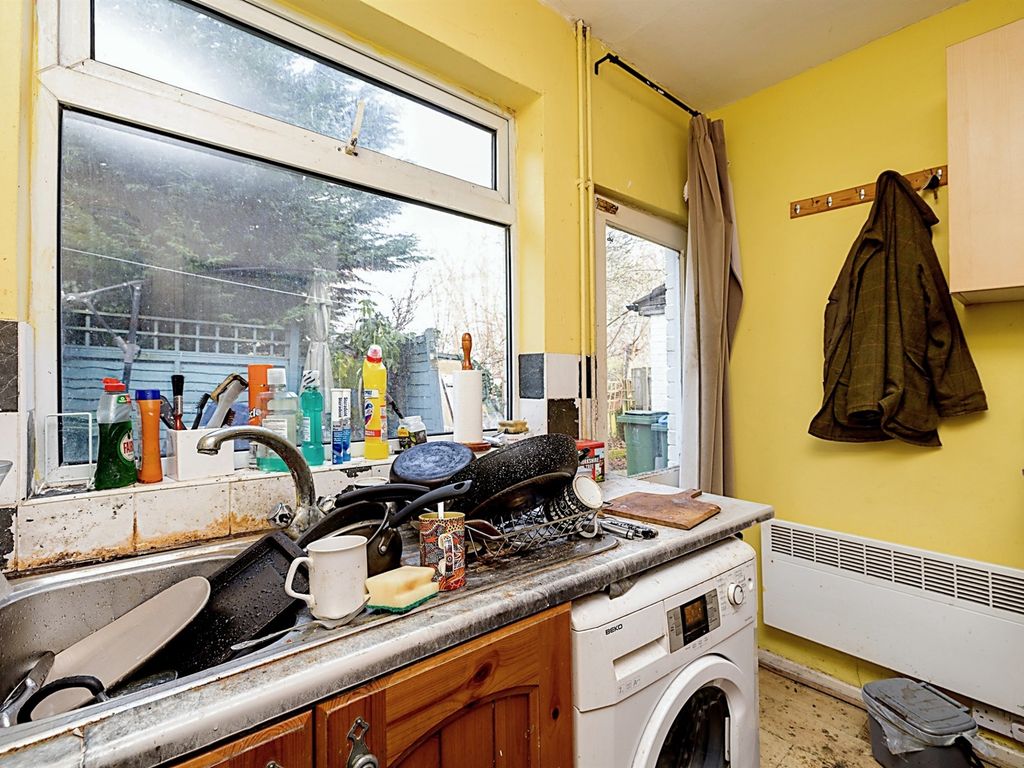 2 bed terraced house for sale in The Terrace, Akeley, Buckingham MK18, £190,000