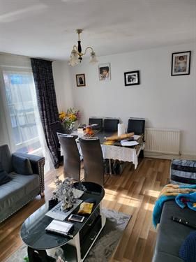 2 bed flat for sale in Northumberland Park, London N17, £239,500