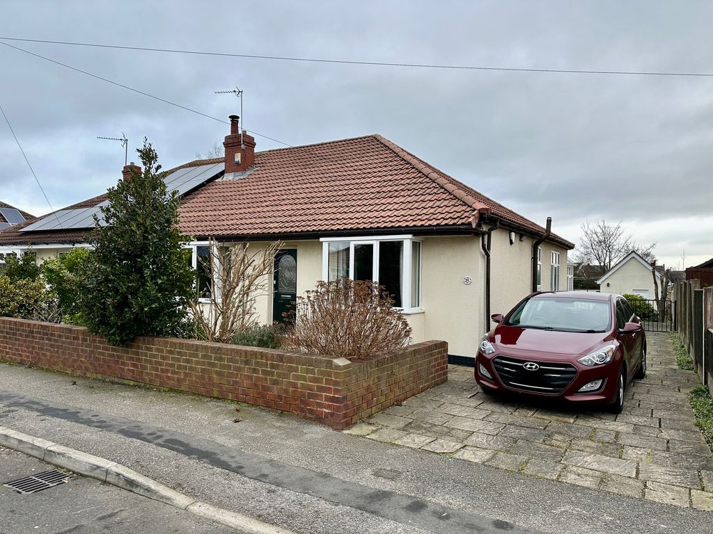2 bed semi-detached bungalow for sale in Sunnyside, Edenthorpe, Doncaster DN3, £220,000