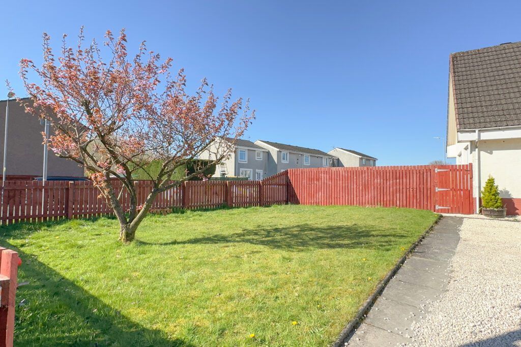 4 bed property for sale in Old Street, Duntocher, Clydebank G81, £225,000