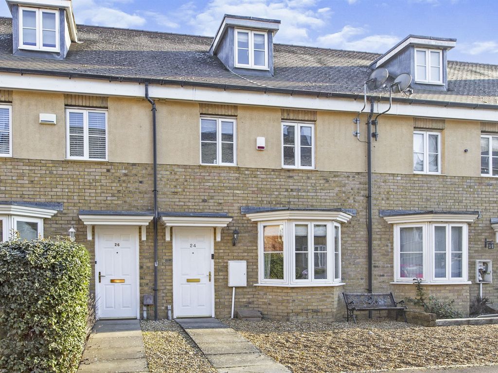 3 bed town house for sale in Cheere Way, Papworth Everard, Cambridge CB23, £325,000