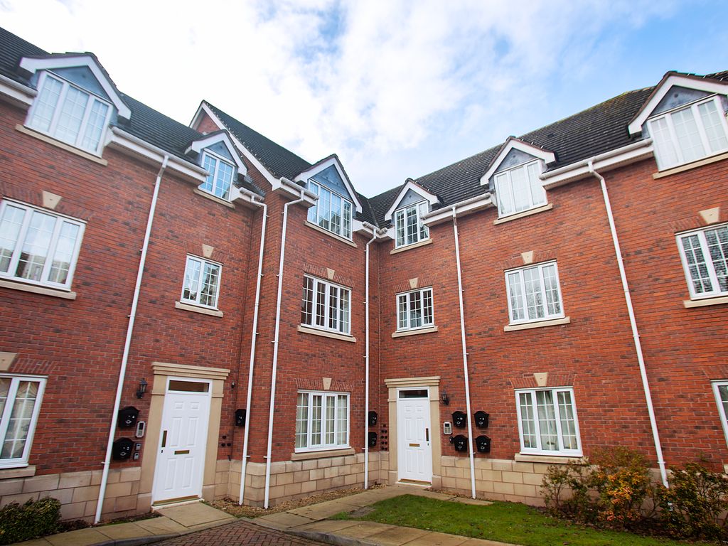 3 bed flat for sale in Old Mill House Close, Pelsall, Walsall WS4, £159,000
