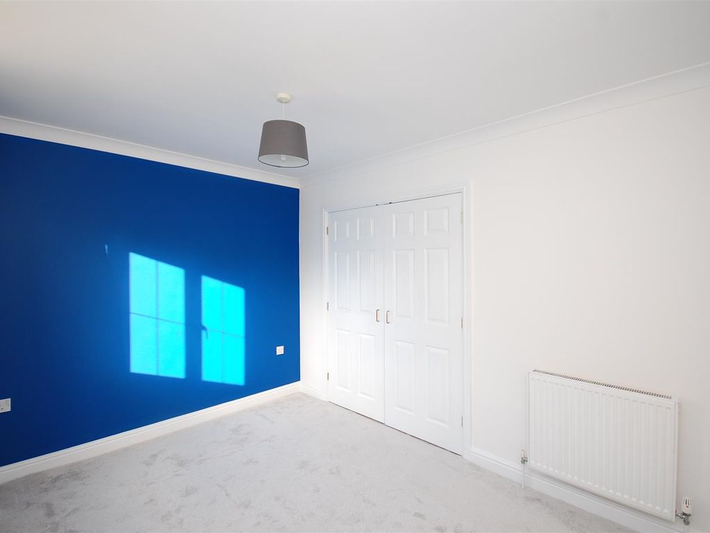 2 bed flat for sale in Saxon Grange, South Milford, Leeds LS25, £140,000