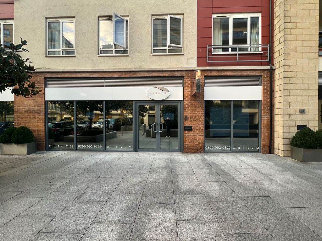 Retail premises for sale in Boulevard Drive, London NW9, £450,000