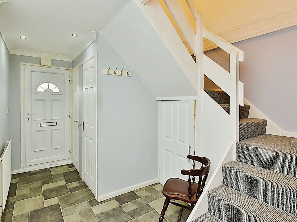 3 bed end terrace house for sale in White Alder, Stacey Bushes, Milton Keynes MK12, £260,000