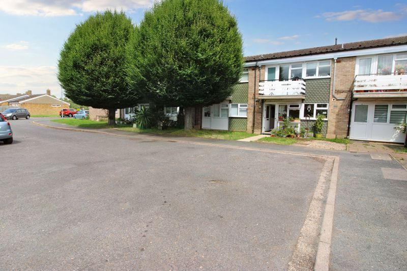 1 bed flat for sale in Turners Place, Holmer Green, High Wycombe HP15, £138,995