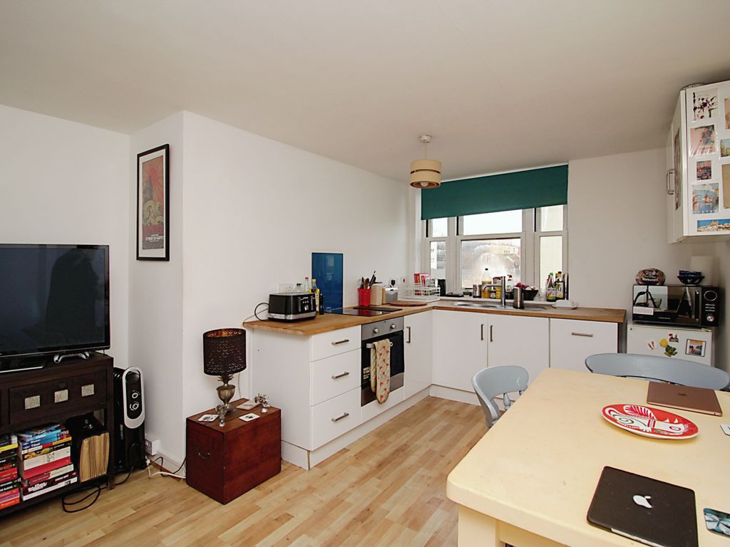 1 bed flat for sale in 39 St James St, Brighton BN2, £215,000