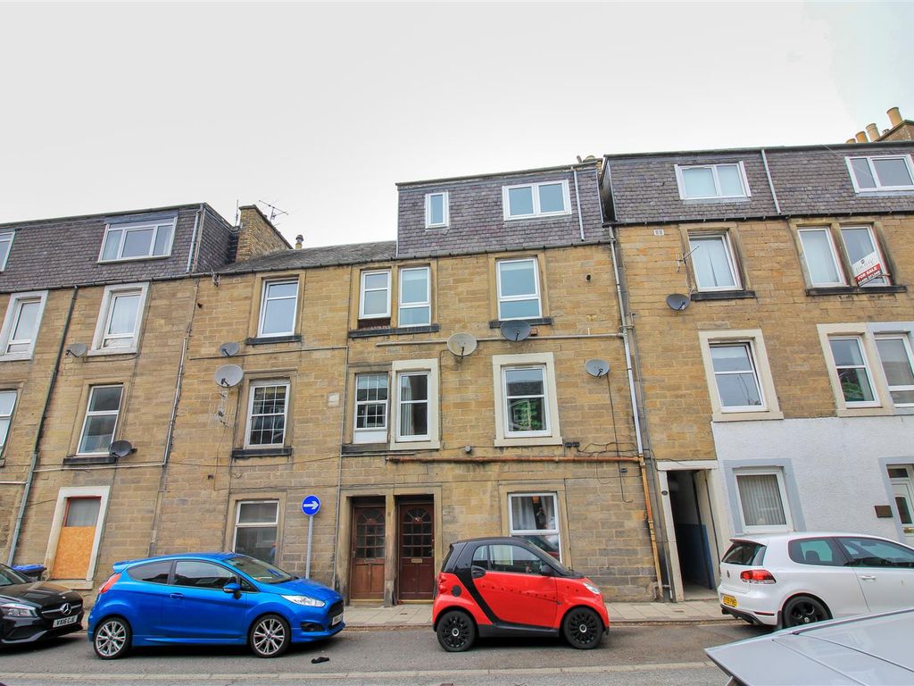 3 bed flat for sale in Princes Street, Hawick TD9, £65,000