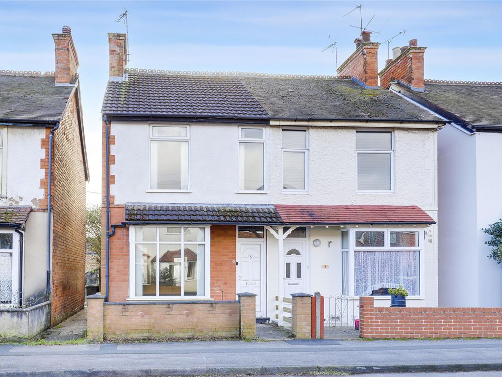 2 bed semi-detached house for sale in Trafalgar Road, Beeston, Nottinghamshire NG9, £179,500