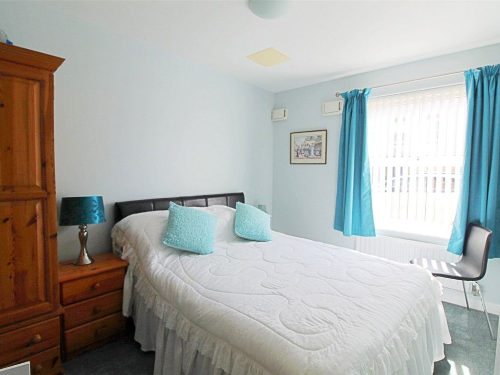 2 bed flat for sale in Rowditch Furlong, Redhouse Park, Milton Keynes MK14, £227,500