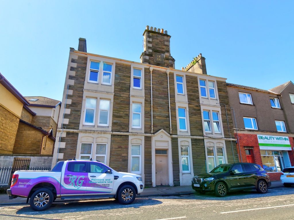 2 bed flat for sale in Brook Street, Broughty Ferry, Dundee DD5, £130,000