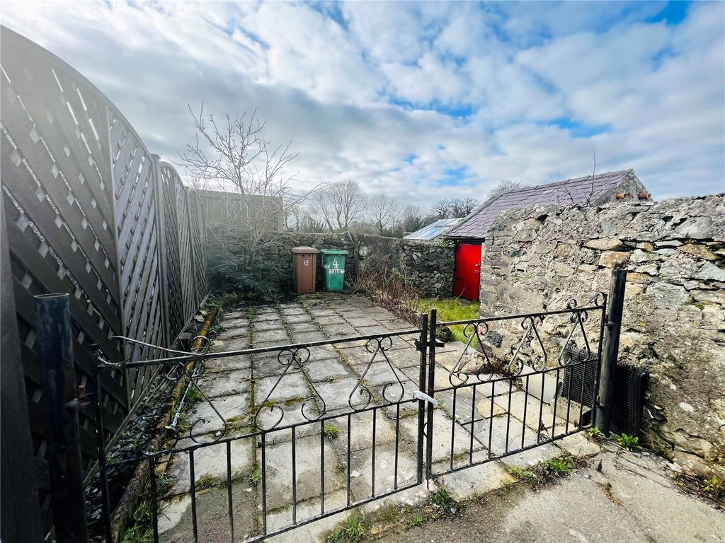 2 bed end terrace house for sale in Llannor, Pwllheli, Gwynedd LL53, £174,995