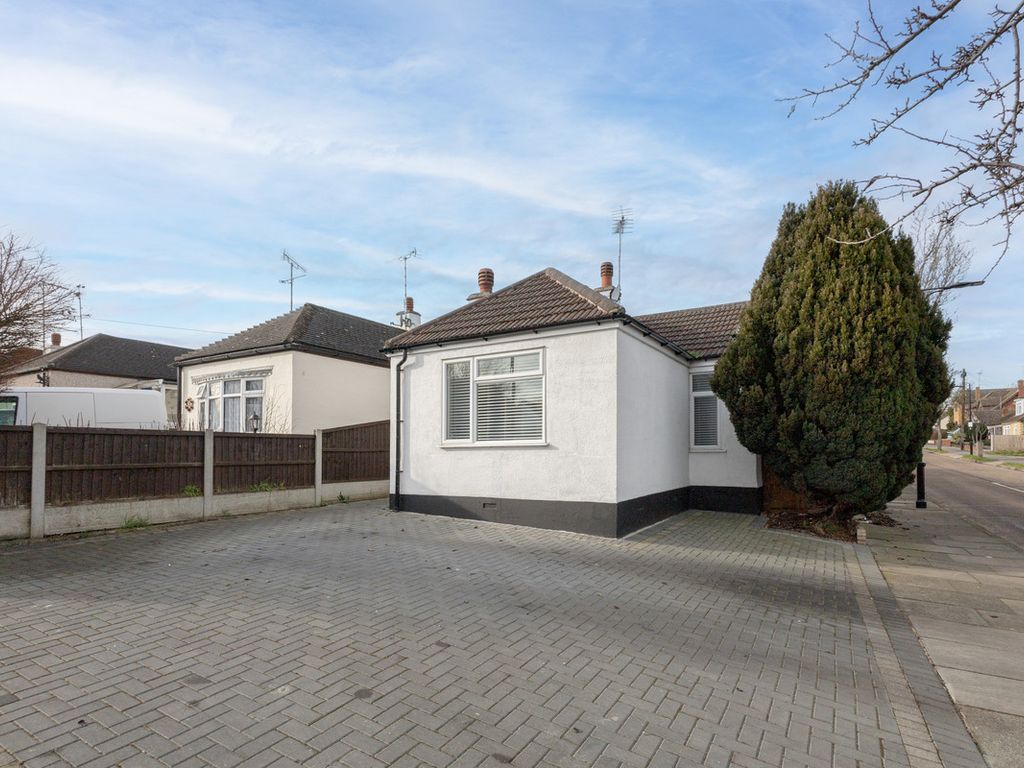 2 bed semi-detached bungalow for sale in Bellhouse Lane, Leigh-On-Sea SS9, £320,000