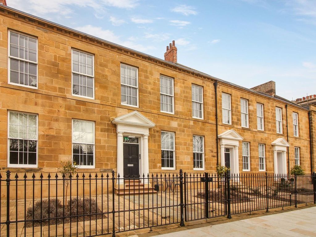 2 bed flat for sale in Northumberland Square, North Shields NE30, £210,000