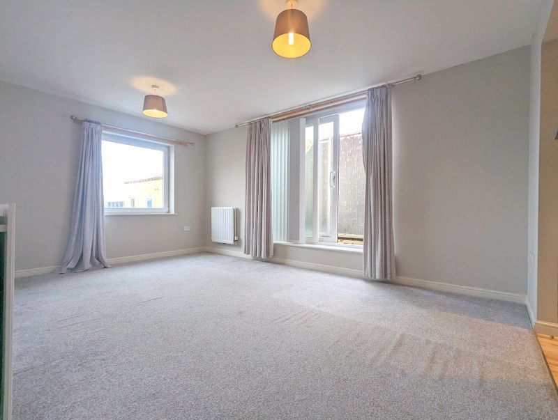 1 bed flat for sale in Wooldridge Close, Feltham TW14, £190,000