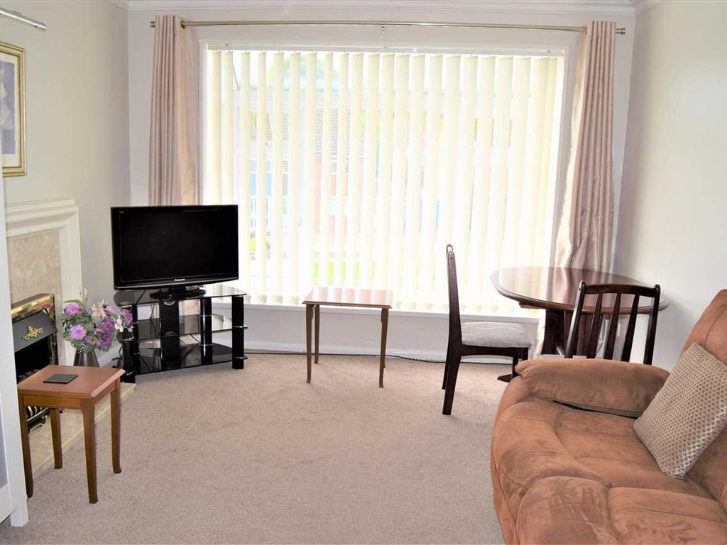 2 bed flat for sale in Gateacre Court, Gateacre Park Drive, Liverpool L25, £150,000