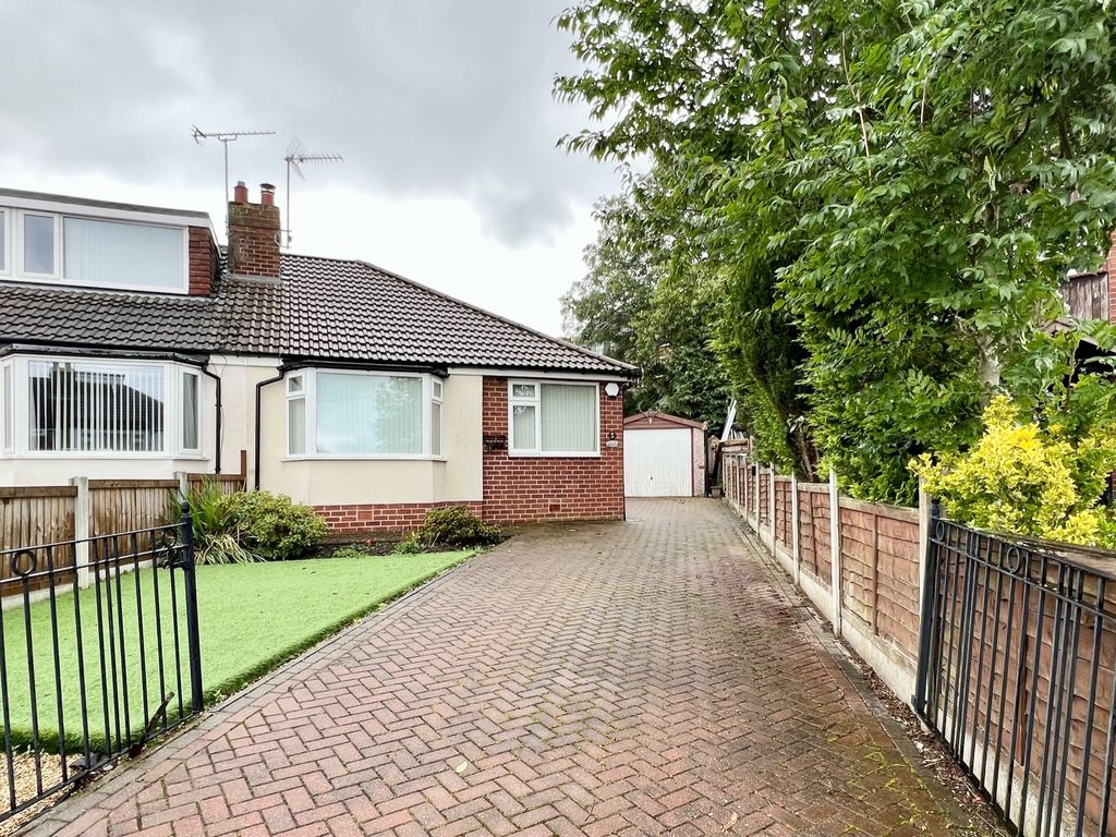 2 bed semi-detached bungalow for sale in Banksfield Avenue, Yeadon, Leeds LS19, £210,000