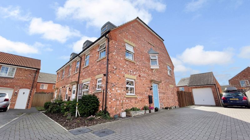3 bed end terrace house for sale in Buttercup Way, Witham St. Hughs, Lincoln LN6, £220,000