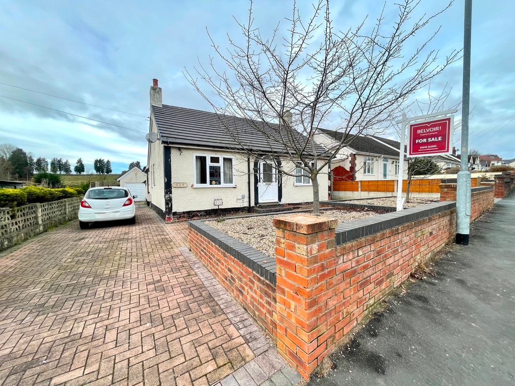 3 bed detached bungalow for sale in Huntington Terrace Road, Cannock WS11, £220,000