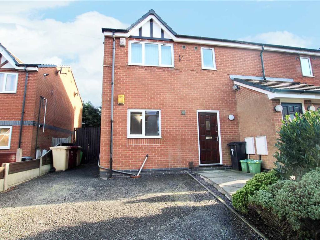 1 bed flat for sale in Hough Street, Bolton BL3, £80,000