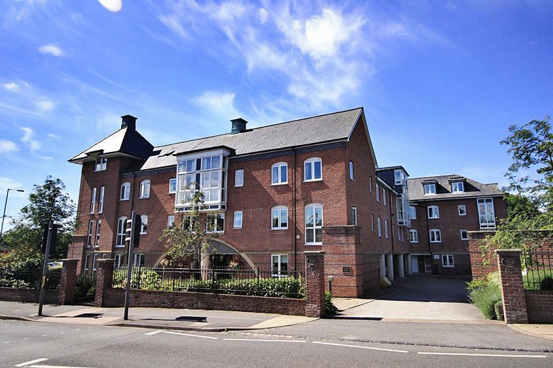 1 bed flat for sale in Joules Court, Stone ST15, £160,000