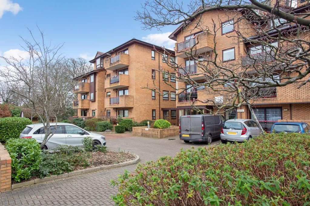 1 bed flat for sale in 224 Bromley Rd, Bromley BR2, £199,950