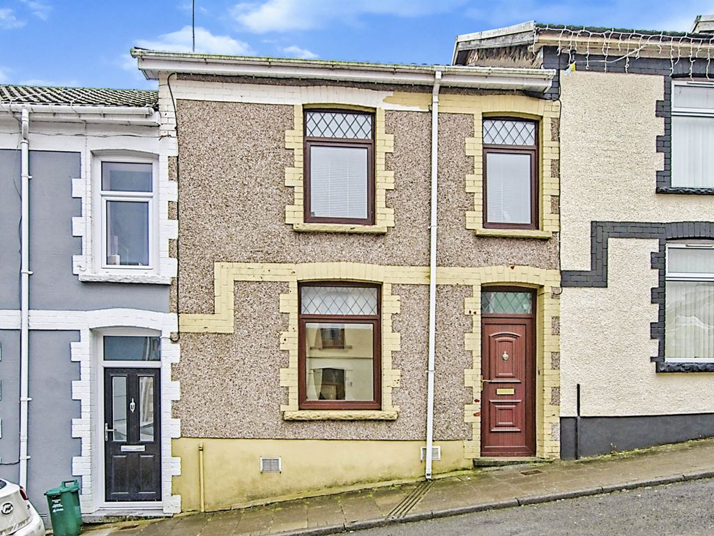 3 bed terraced house for sale in Oakdale Road, Tonypandy CF40, £115,000