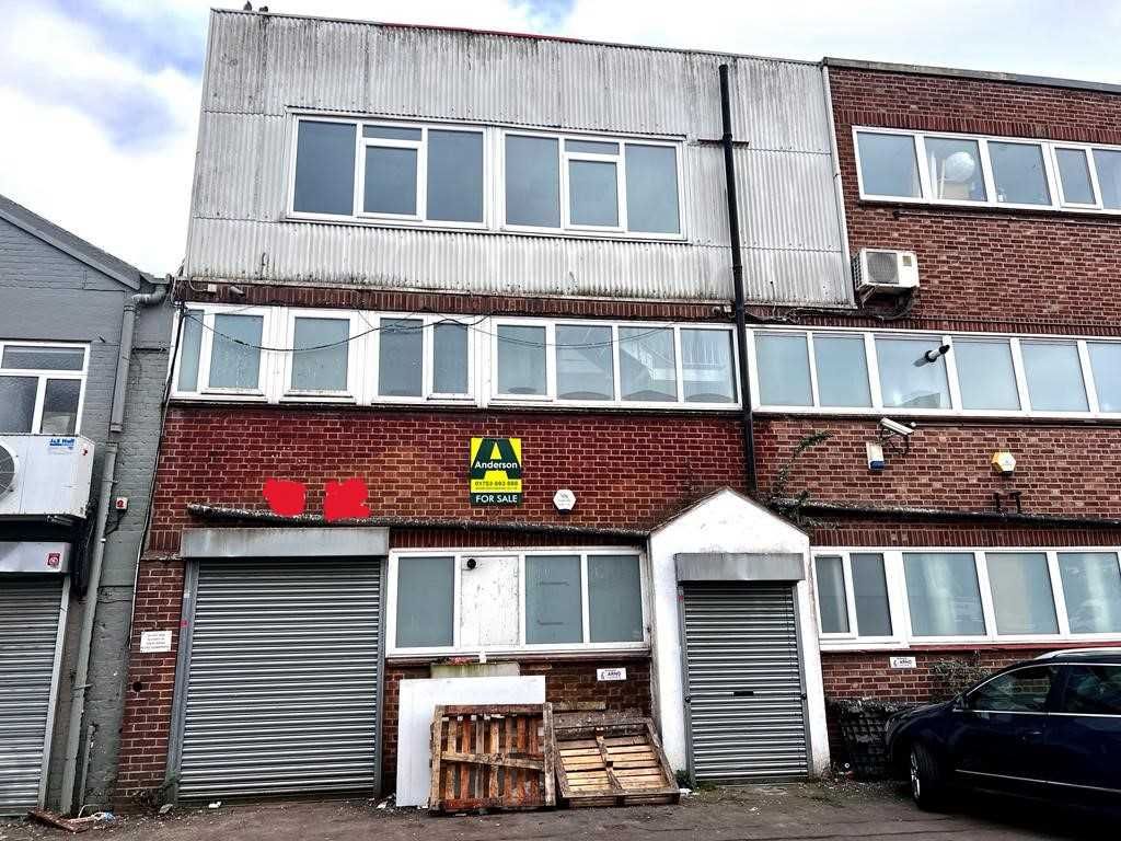Commercial property for sale in Business Village, Wexham Road, Slough SL2, £525,000