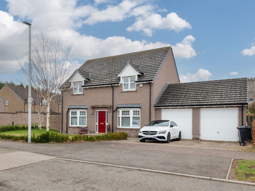 4 bed detached house for sale in Idvies View, Letham DD8, £280,000