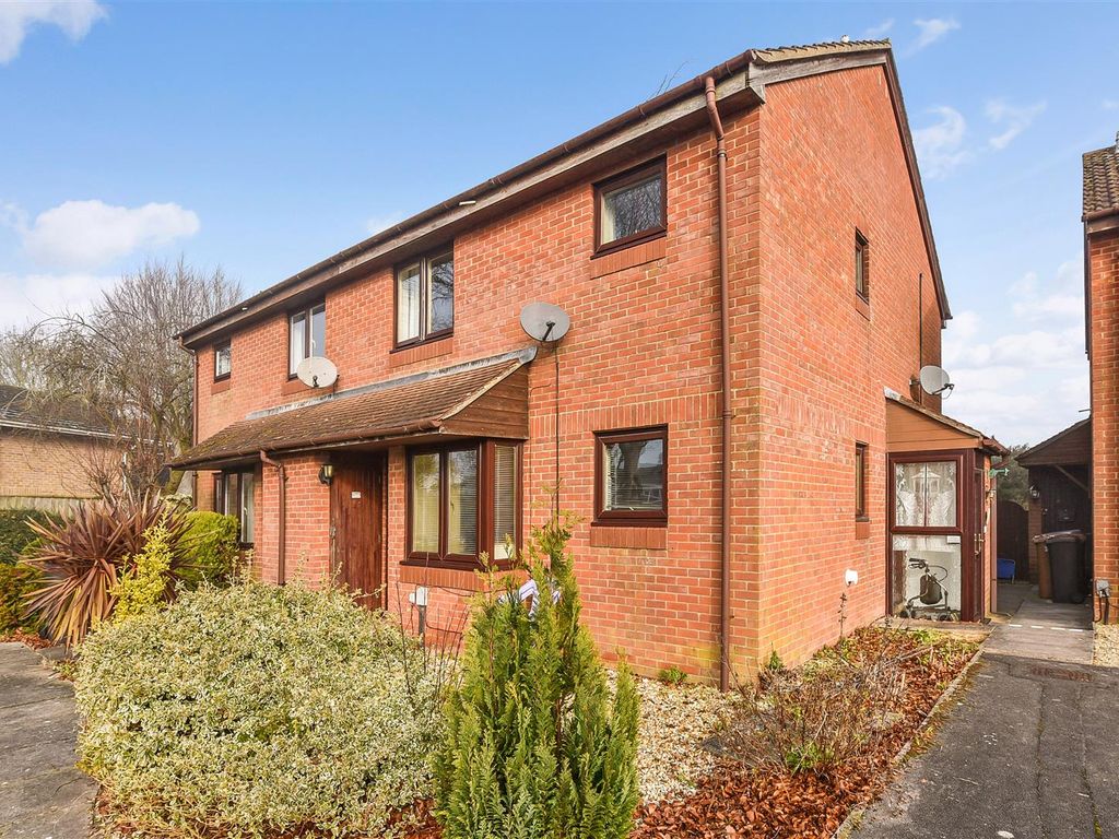 2 bed property for sale in Danehurst Place, Andover SP10, £180,000