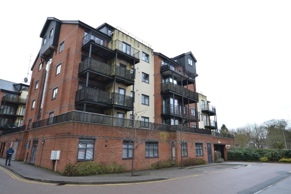 1 bed flat for sale in Tanners Wharf, Bishop's Stortford CM23, £230,000