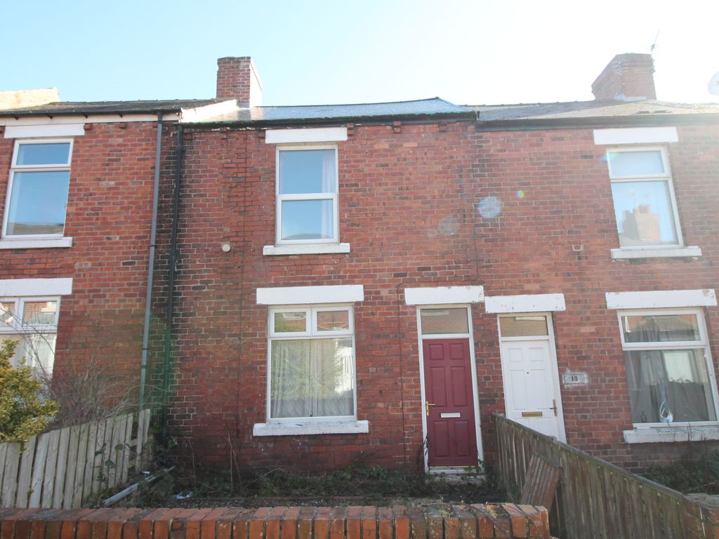 2 bed terraced house for sale in Fern Avenue, South Moor, Stanley DH9, £47,500