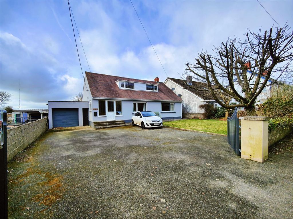 4 bed detached bungalow for sale in St. Davids Road, Letterston, Haverfordwest SA62, £328,500