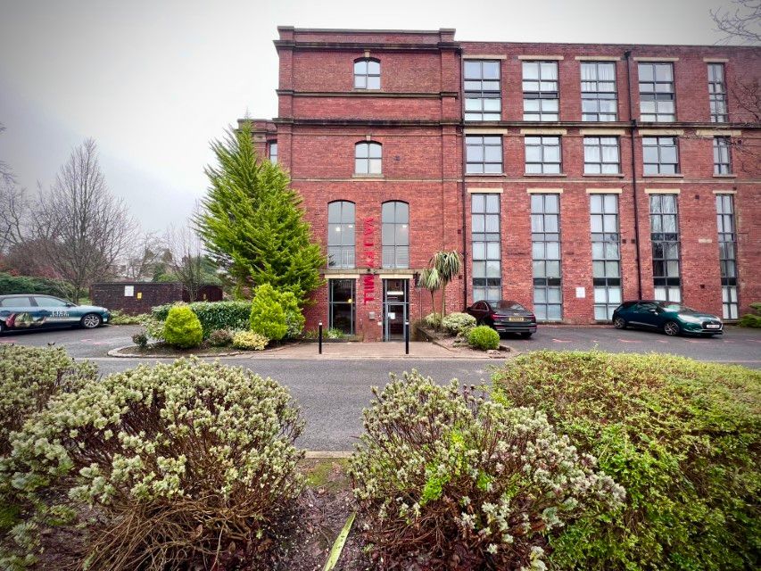 2 bed flat for sale in Cottonfields, Bolton BL7, £205,000